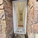 Daire Maisons Des Gemmes Divises En 9 *