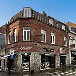 Maisons Des Gemmes Divises En 9 * リール